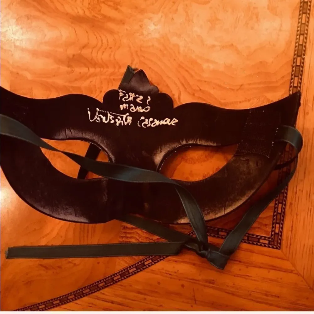 🎃 17 Green n Gold Eye Mask!